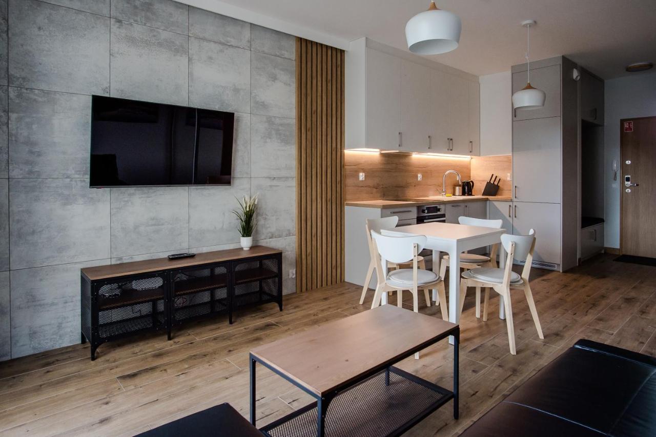 Shipyard Gdansk Apartment - Free Private Parking Extérieur photo